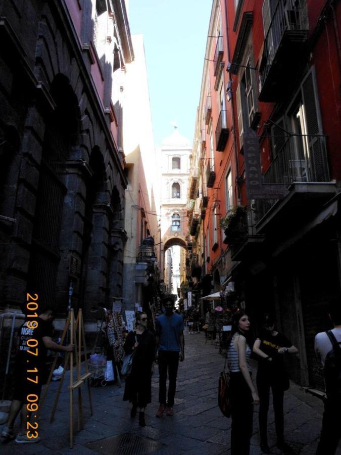 Home In Love: Vicoletto Dei Presepi Napoli Bagian luar foto