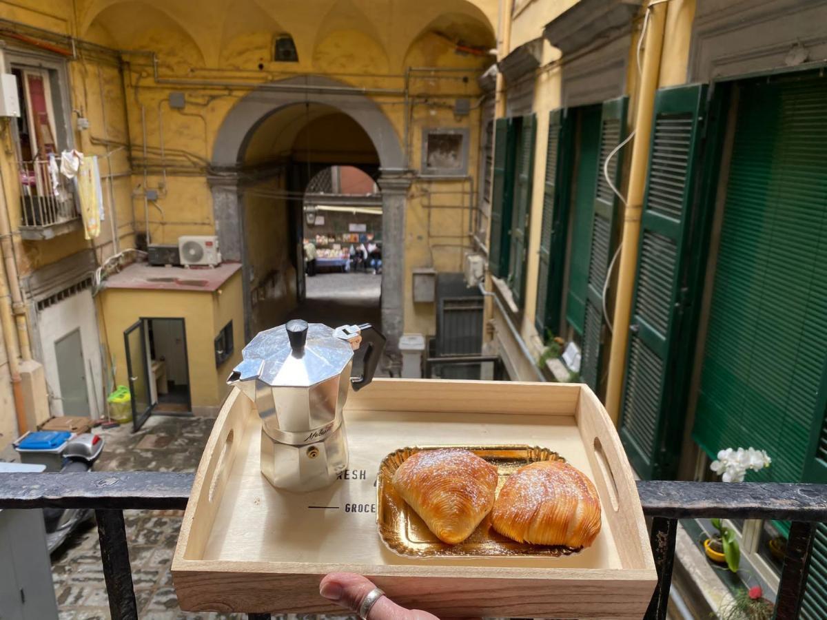 Home In Love: Vicoletto Dei Presepi Napoli Bagian luar foto